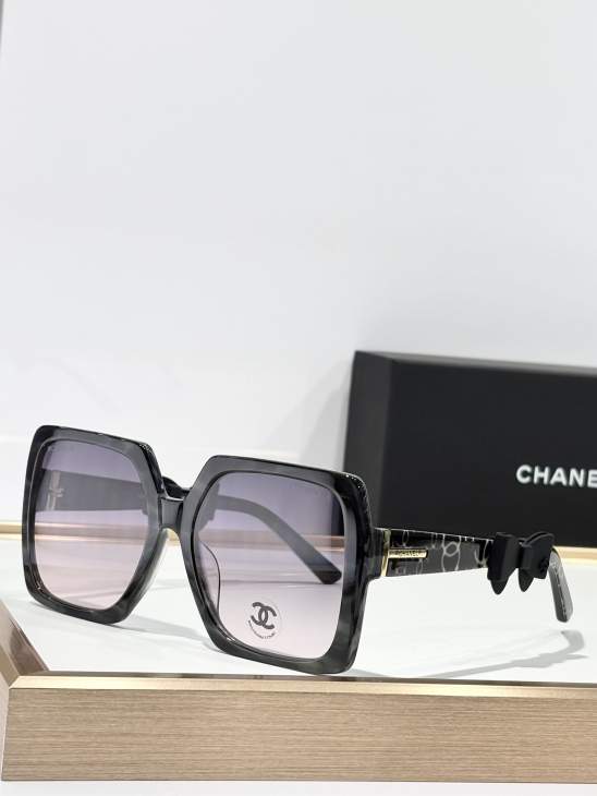 Picture of Chanel Sunglasses _SKUfw77837690fw